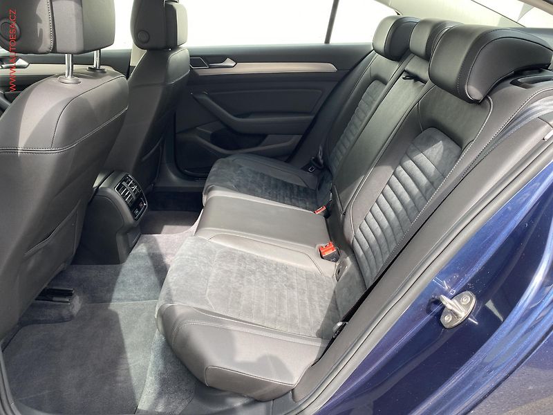 Volkswagen Passat (2015) 1.4 TSi, Highline, LED, navi - fotka 10 z 17