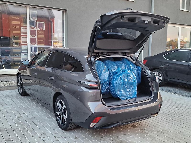 Peugeot 308 1.2Puretech Active Pack SW,ČR - fotka 39 z 47