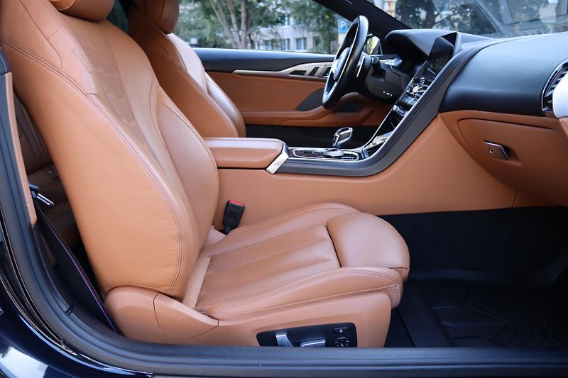 BMW Řada 8 BMW M850i xDrive Coupe - fotka 52 z 60