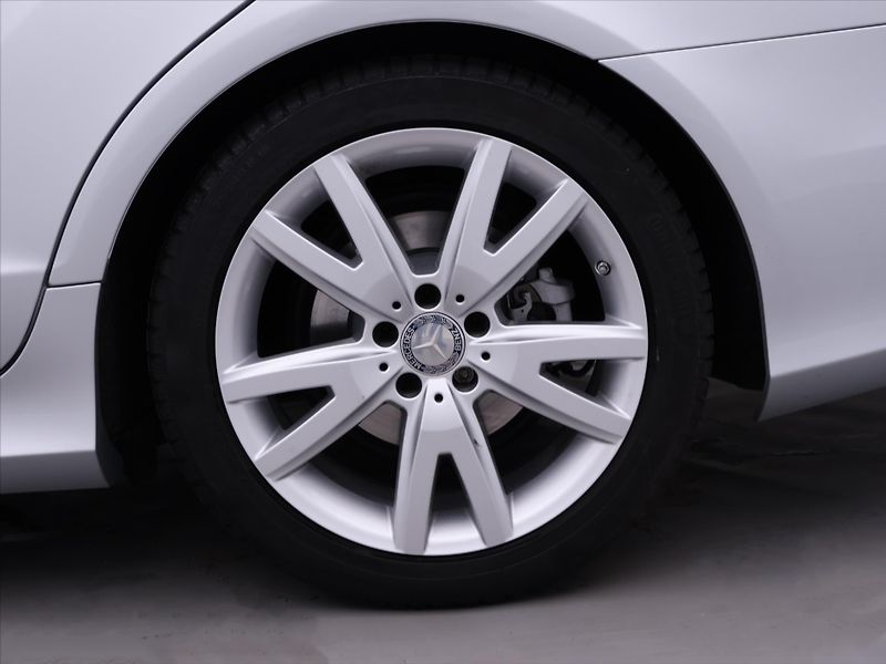 Mercedes-Benz CLS 3,0 350CDI 185kW AMG-Line 4M C - fotka 31 z 38