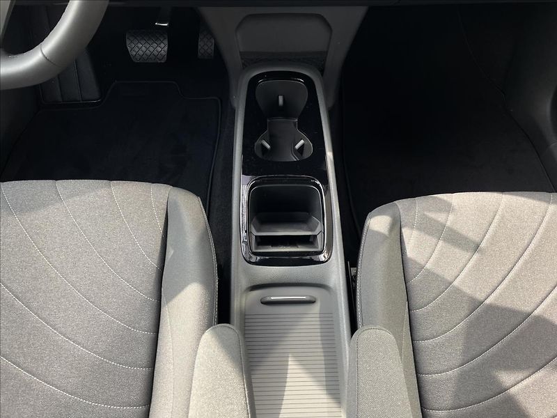 Volkswagen ID.3 (2025) 52 kW  Pure People 125 kW - fotka 15 z 17