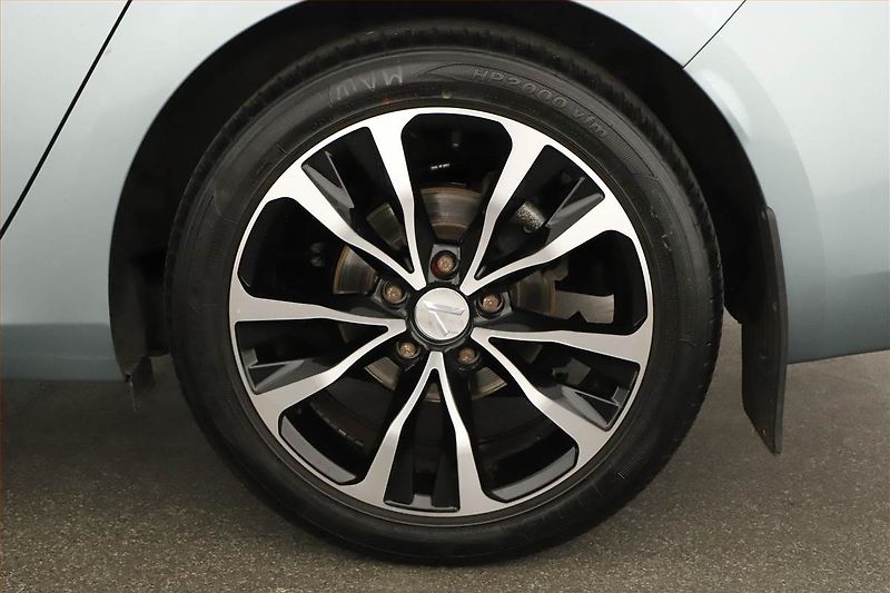 Renault Mégane (2021) 1.5 Blue dCi, Tempomat - fotka 11 z 13