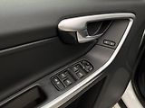 Volvo XC60 D5 AWD R-DESIGN AUT  - náhled 14