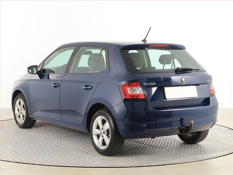 Škoda Fabia (2015) 1.2 TSI, Tempomat - fotka 4 z 17
