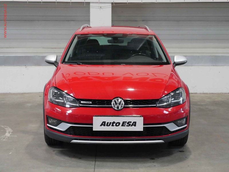Volkswagen Golf (2017) 2.0TDi 4x4, DSG, LED, navi - fotka 2 z 21
