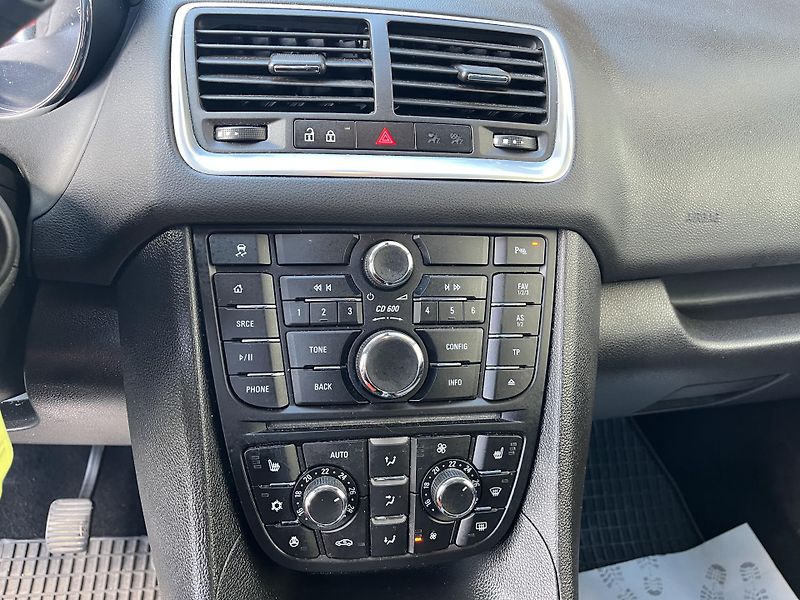 Opel Meriva (2015) PĚKNÝ STAV i CENA - fotka 18 z 39