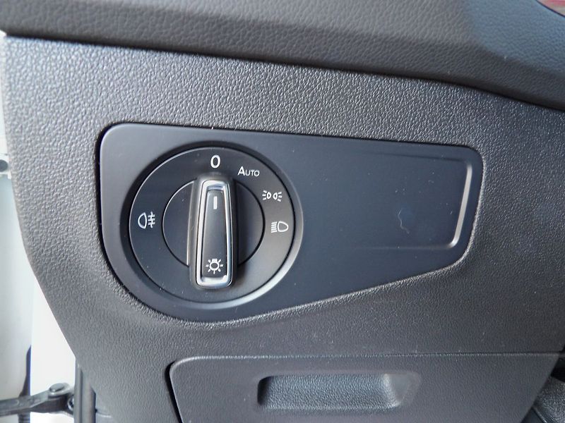 Volkswagen Tiguan (2023) 2.0TDI DSG Virtual Navi ACC - fotka 18 z 34