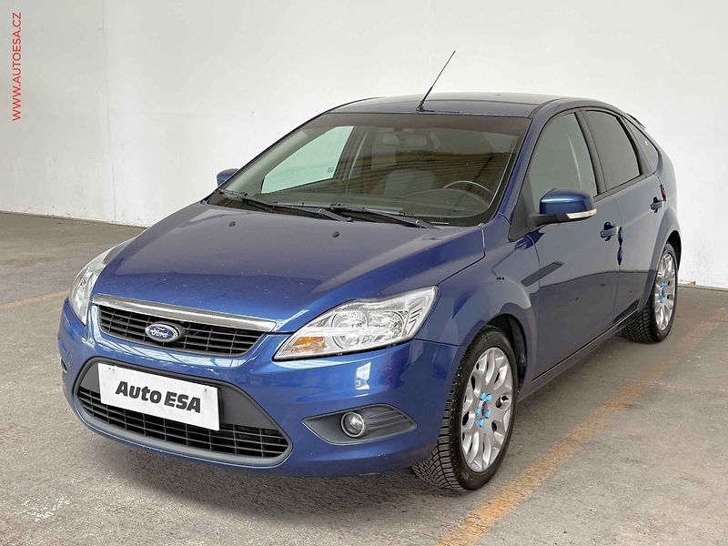 Ford Focus (2008) 1.6i, AC, temp - fotka 3 z 14