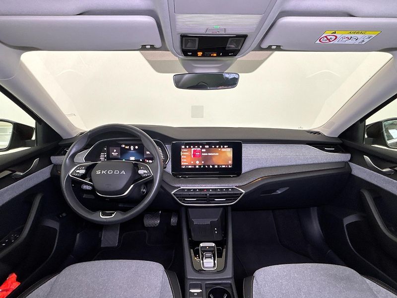Škoda Octavia 1Maj.,ČR - fotka 5 z 29