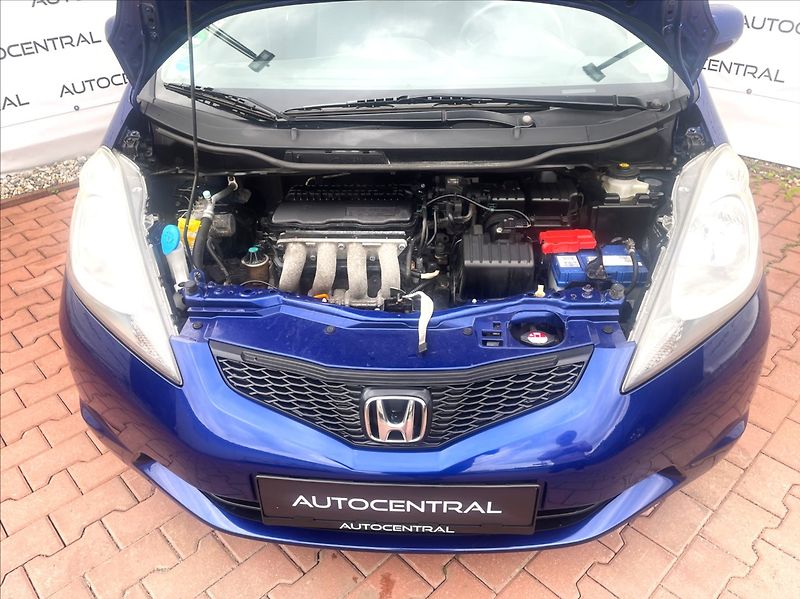 Honda Jazz 1,2 i,V-TEC,STK 6/28 - fotka 8 z 20