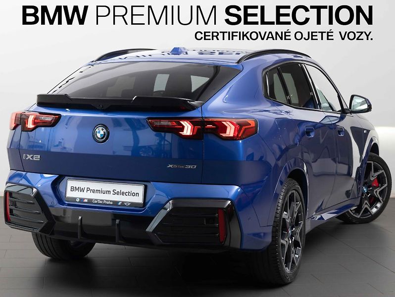 BMW iX2 xDrive30 - fotka 5 z 22