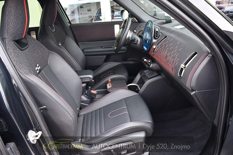 Mini Countryman D 2.0d JCW HUD ČR 1.MAJ - fotka 13 z 56