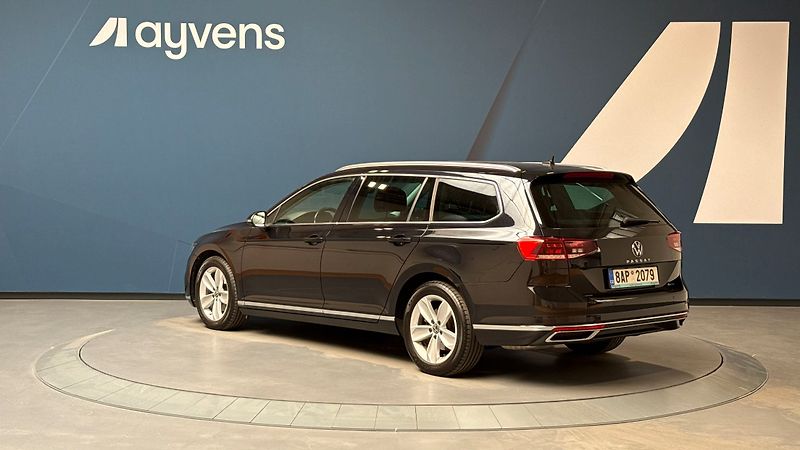 Volkswagen Passat 2.0 TDI 140kW BMT 4MOT DSG Ele - fotka 3 z 4