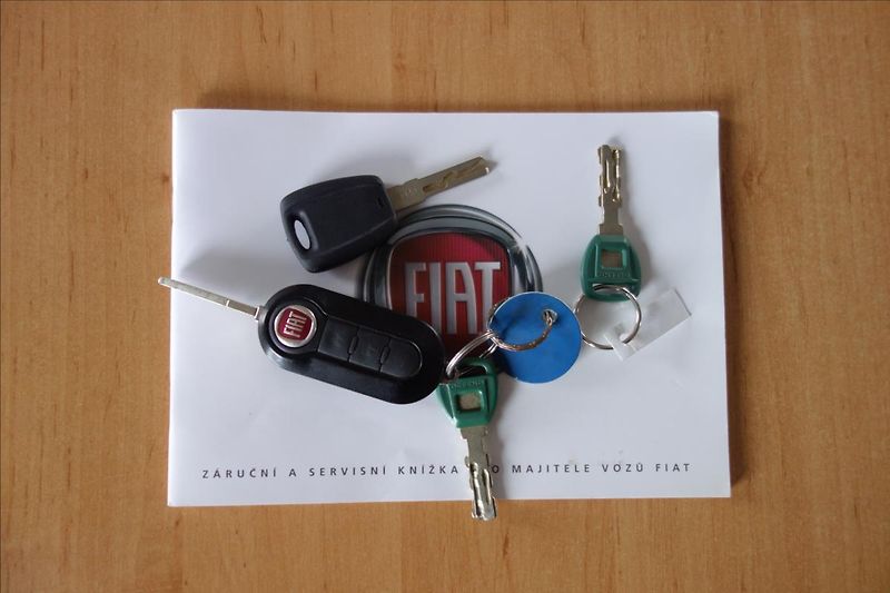 Fiat Bravo 1,6 JTD,ČR,SERVIS.KN.,EMOTION. - fotka 32 z 35