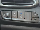 Hyundai i30 (2021) 1.0 T-GDI 88 kW Family - náhled 17