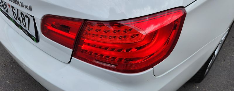 BMW Řada 3 (2010) 330D*M*PAKET*CABRIO*REZERVACE - fotka 38 z 43