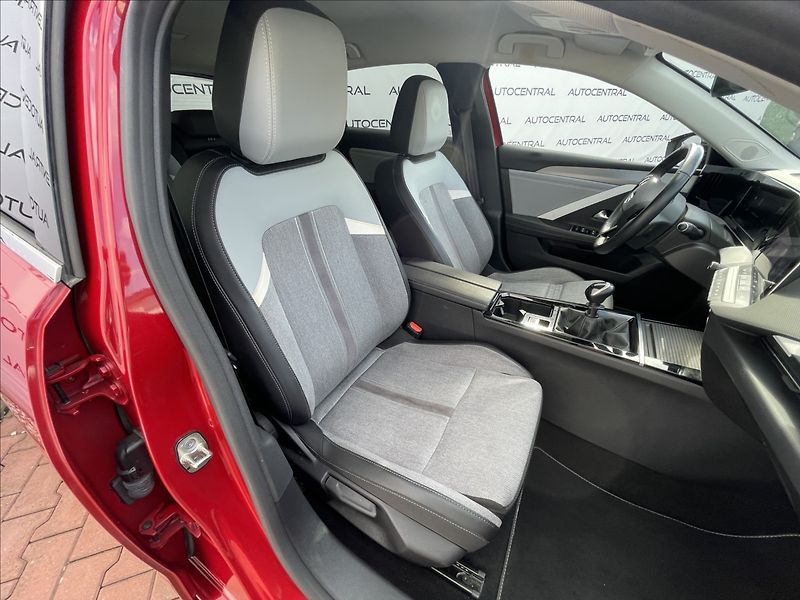 Opel Astra 1,5 CDTi,96kW,STK 8/28,DPH - fotka 21 z 23