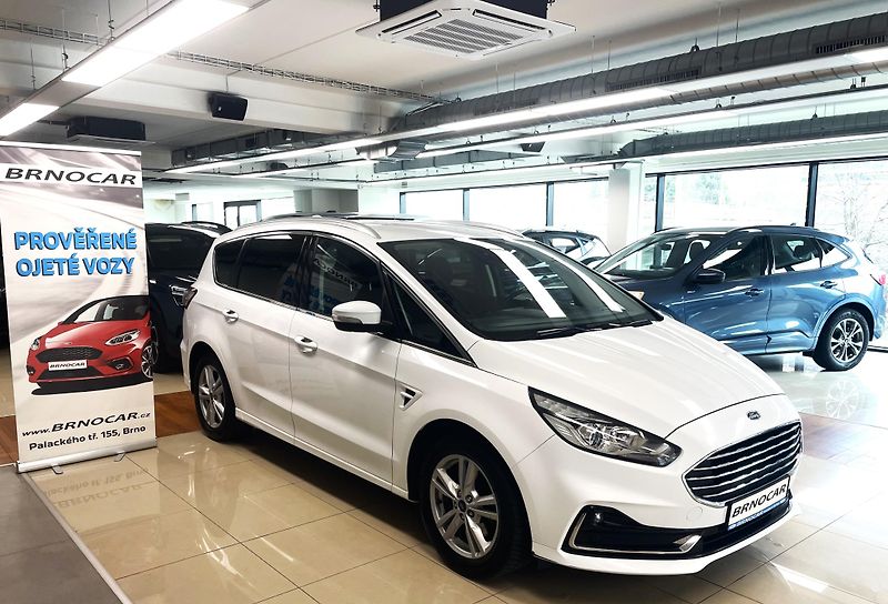 Ford S-MAX Titanium 2,0D 110kW 7 MÍST, ČR - fotografie inzerátu