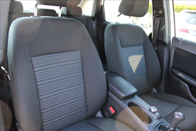 Mercedes-Benz Třídy B 180d  NAVI,serviska,MANUAL - fotka 22 z 31