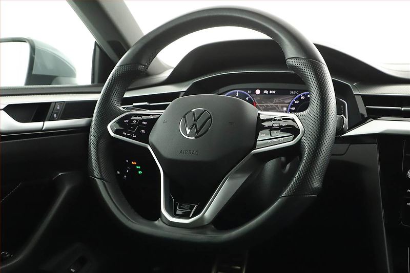 Volkswagen Arteon (2023) R-line 2.0 TDI - fotka 8 z 20