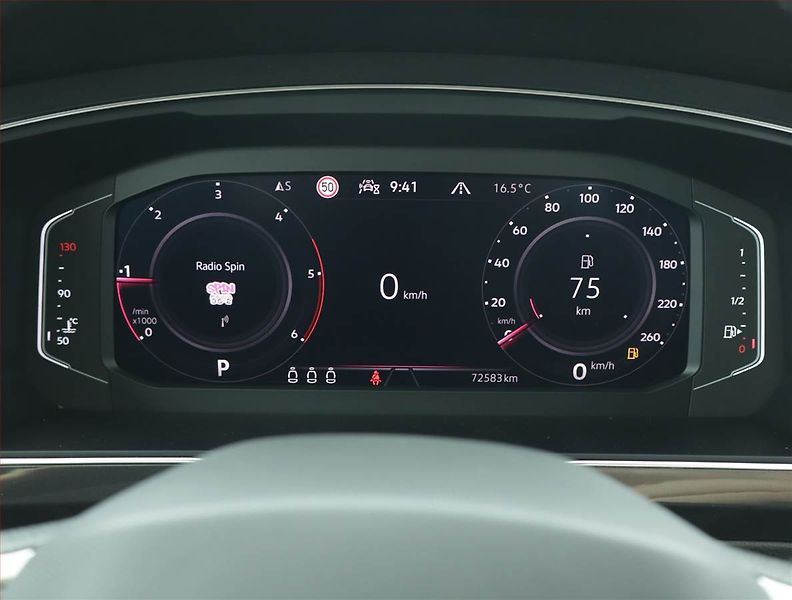 Volkswagen Tiguan Allspace (2023) 2.0 TDI - fotka 11 z 17