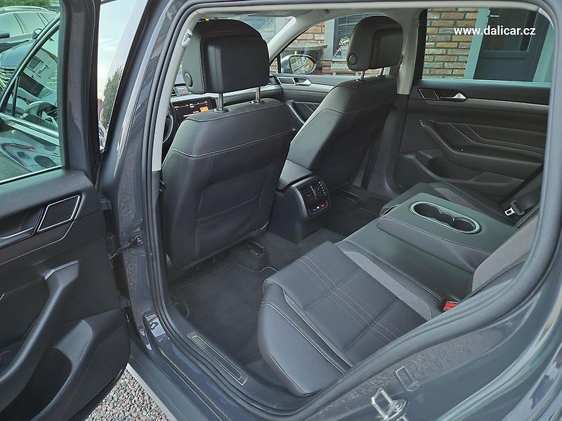 Volkswagen Passat Variant (2021) 2.0TDI 147kW ALLTRACK DSG 4X4 - fotka 42 z 56