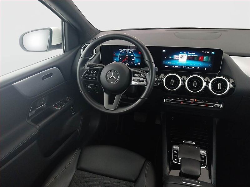 Mercedes-Benz Třídy B (2019) B 180, Automat, Kůže, Navi - fotka 7 z 22