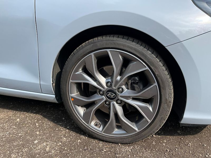 Hyundai i30 (2018) 1.4 T-GDI Premium Style - chip - fotka 11 z 19