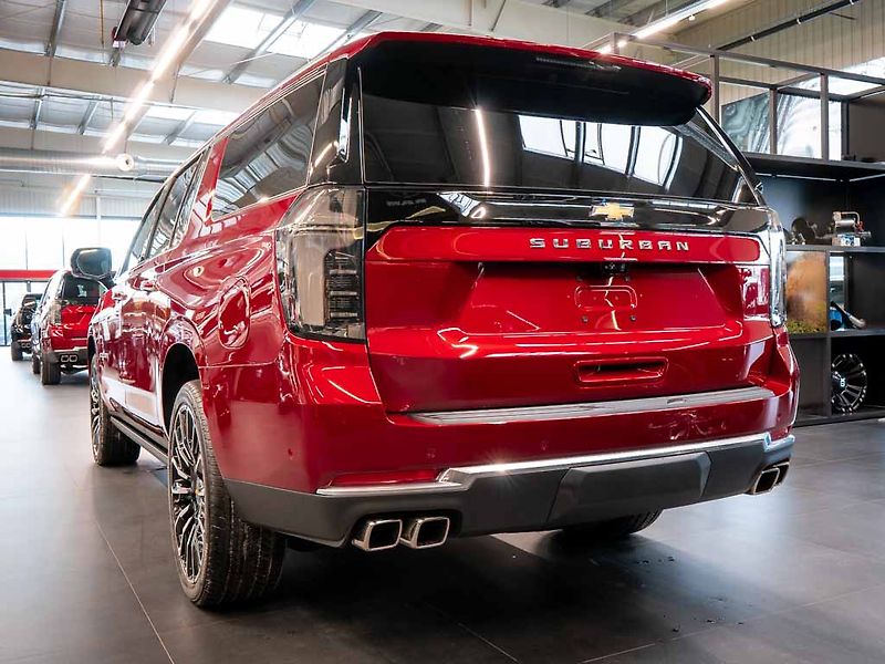 Chevrolet Suburban (2026) 6.2 V8 High Country 2026 - fotka 2 z 46