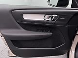 Volvo XC40 (2026) B3 AUT DARK PLUS - náhled 7
