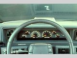 Oldsmobile se proslavil například i prvenstvím v montáži head-up displeje