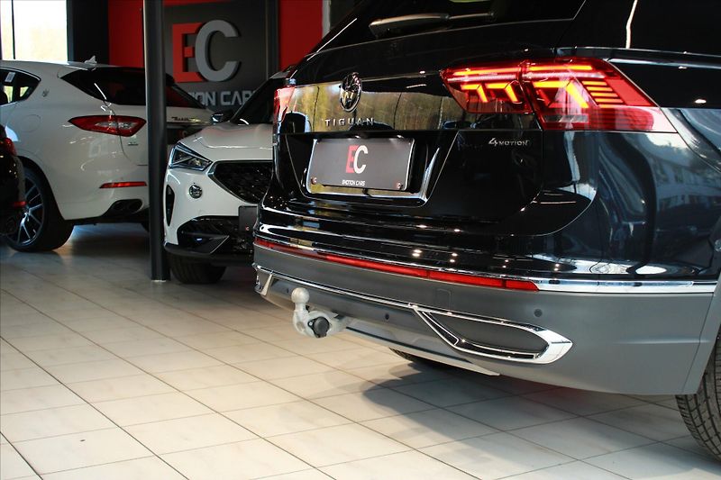 Volkswagen Tiguan Allspace TSi 180kW DSG 4Motion - fotka 30 z 33