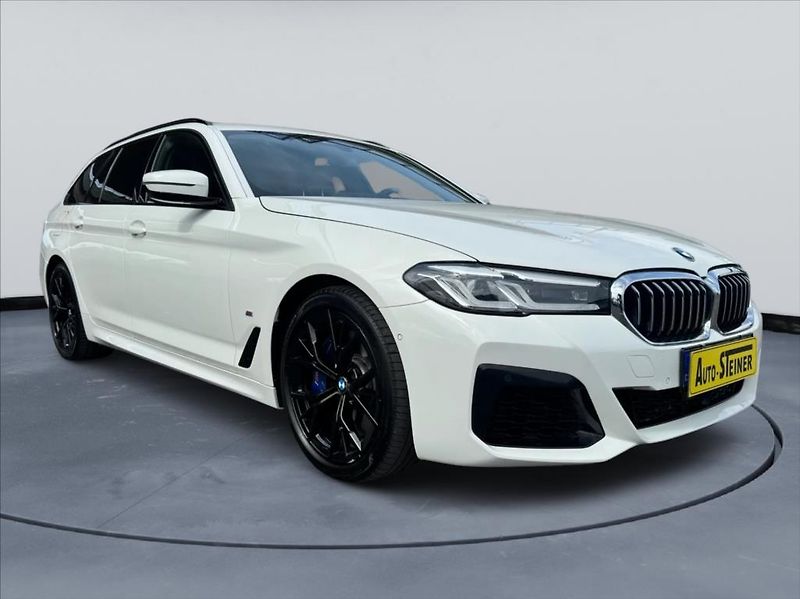 BMW Řada 5 540XD,250kw,M packet - fotka 2 z 34