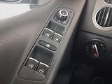 Volkswagen Tiguan (2011) Freestyle 2.0 TSI, 4X4 - náhled 17