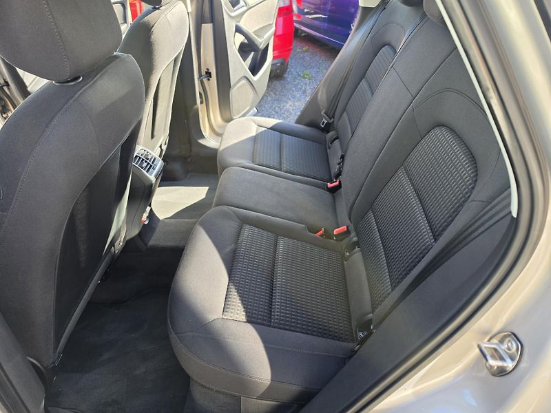 Audi Q3 2.0 TFSI led S Tronic kei - fotka 10 z 24