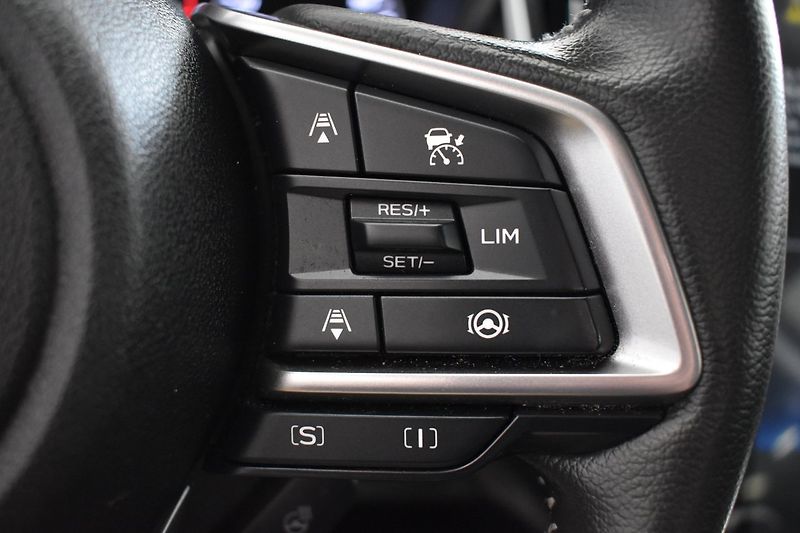 Subaru Outback 2.5i 4WD Active - fotka 14 z 21