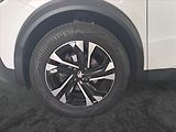 Peugeot 2008 (2023) Allure 1.2 PureTech - náhled 14