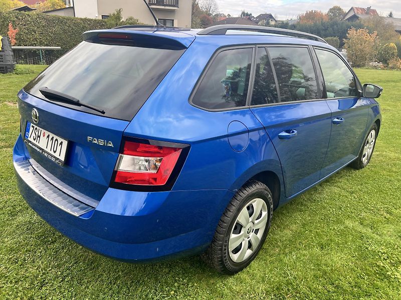 Škoda Fabia 1.4TDI 66KW,DSG,FRONT ASSIST - fotka 7 z 46