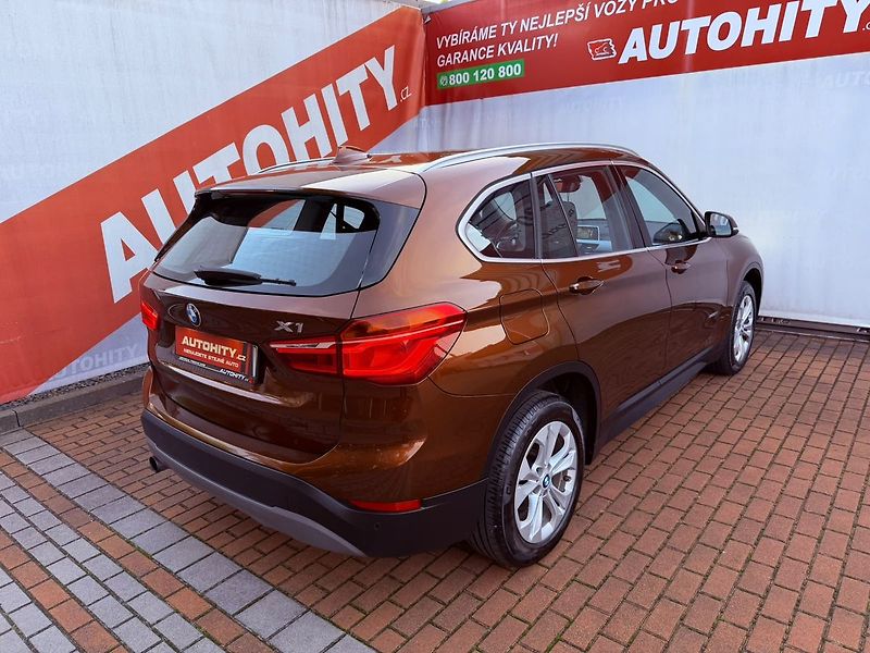 BMW X1 18i sDrive Aut., ČR - fotka 7 z 27