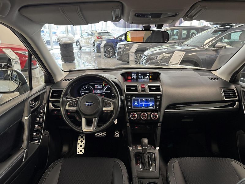 Subaru Forester 2.0XT Comfort, CZ, Perfektní - fotka 16 z 49