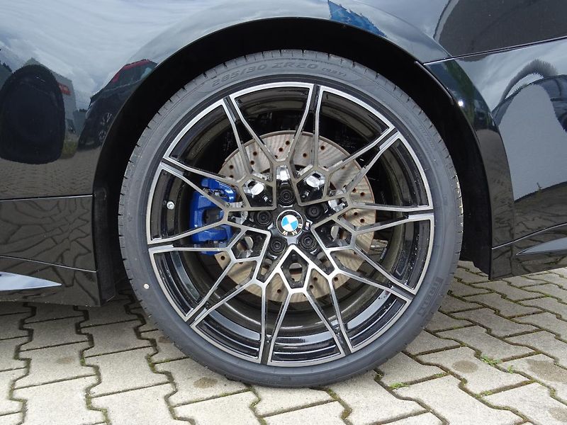 BMW M4 Competition M xDrive - fotka 7 z 7