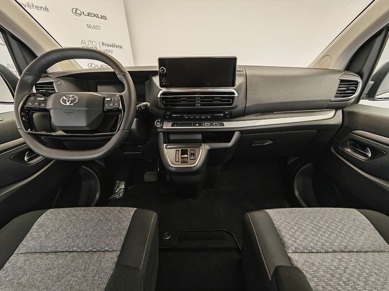 Toyota ProAce Verso 2,0D L2 8AT Family 8S - fotka 9 z 24