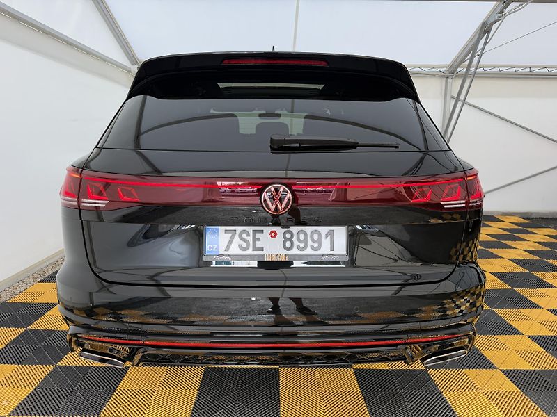 Volkswagen Touareg 3.0Tdi*210kw*1-MAJ*DPH*R-Line* - fotka 6 z 49