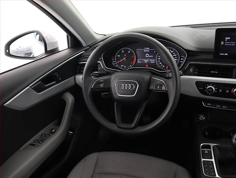 Audi A4 (2017) 2.0 TDI, Serv.kniha, Navi - fotka 7 z 25
