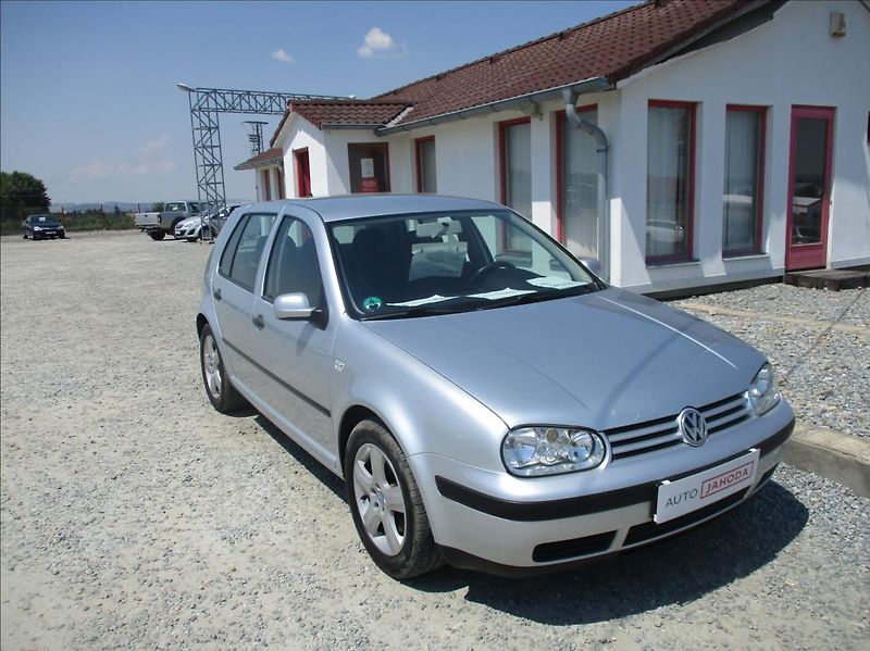 Volkswagen Golf 1,9 TDi,96kW,digiklima,servis, - fotografie inzerátu