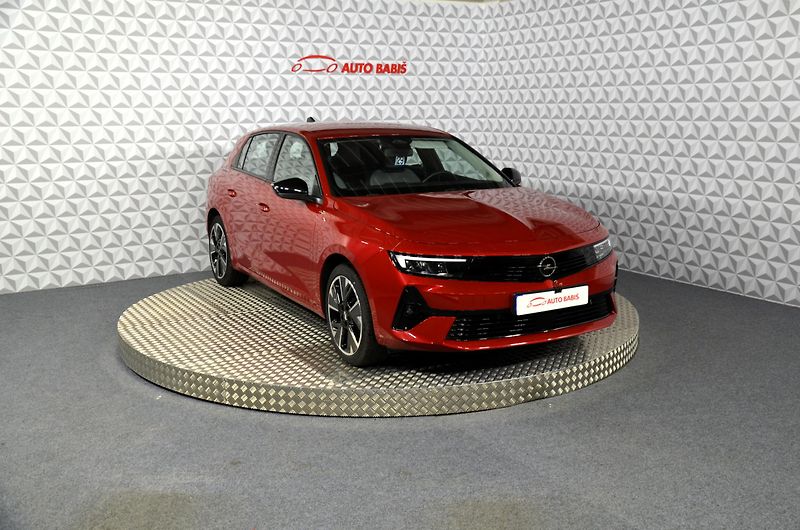 Opel Astra (2024) e-Astra BEV 115 Edition AT - fotka 3 z 16