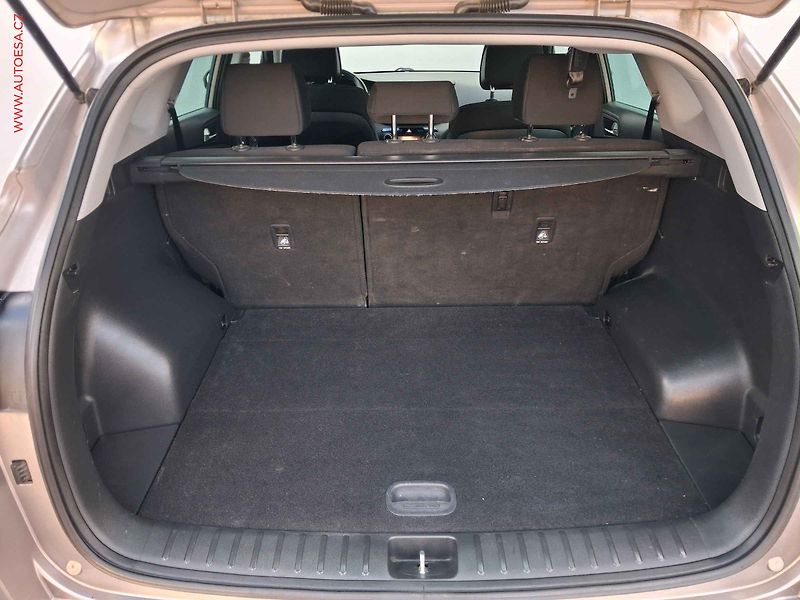 Hyundai Tucson (2017) 1.7 CRDi, AT, navi, kamera - fotka 7 z 19
