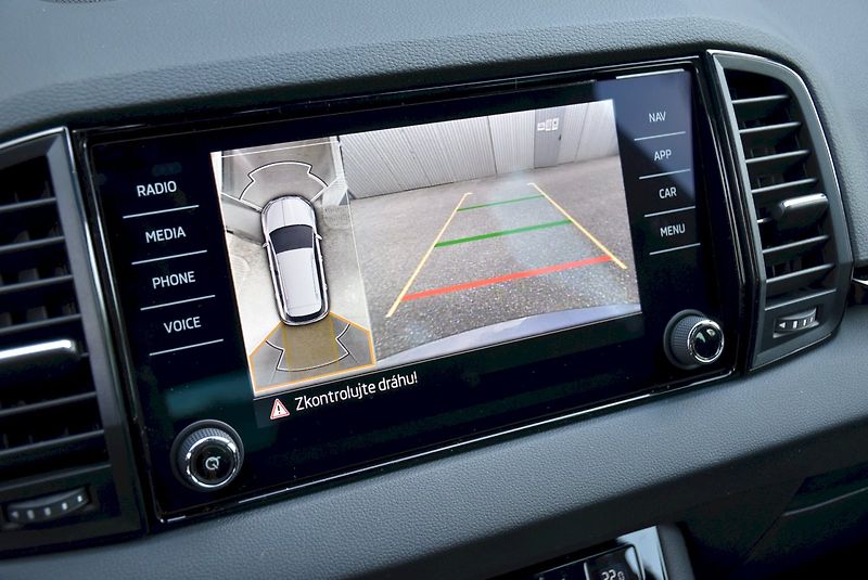 Škoda Karoq (2026) Sportline 1,5 TSI 110 kW 7° au - fotka 17 z 39