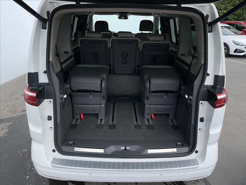 Volkswagen Multivan 2,0 TDI DSG Style 7Míst+Kamera - fotka 21 z 21
