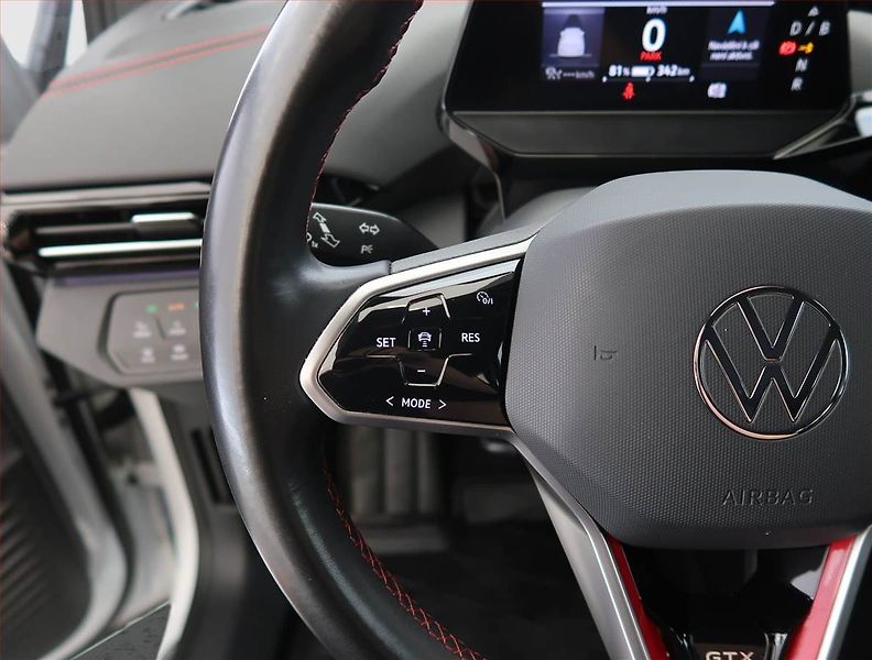 Volkswagen ID.4 (2023) GTX (82 kWh), SoH 92% - fotka 23 z 28